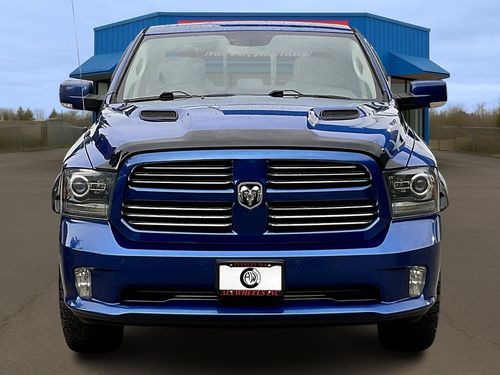 2016 Ram 1500 Sport Lower Image 1