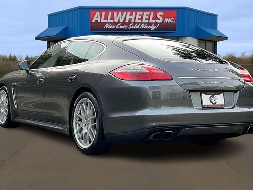 2013 Porsche Panamera Turbo Lower Image 1