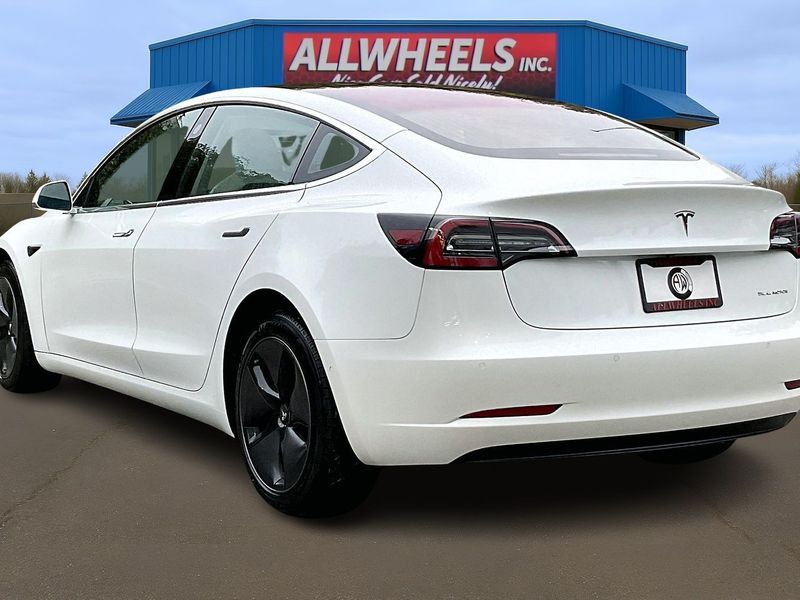 2018 Tesla Model 3 Performance Upper Image 2