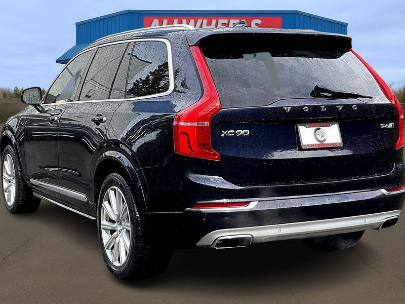 2017 Volvo XC90 T6 Inscription Upper Image 2