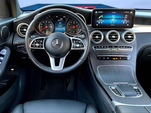 2022 Mercedes-Benz GLC GLC 300 4MATIC Lower Image 3
