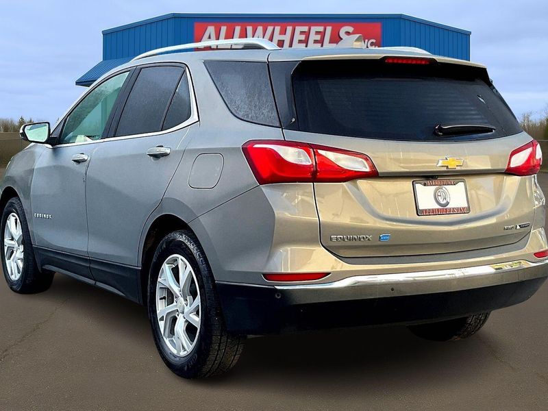 2018 Chevrolet Equinox Premier Upper Image 2