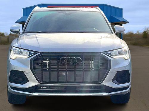 2024 Audi Q3 quattro Premium 40 TFSI Lower Image 1