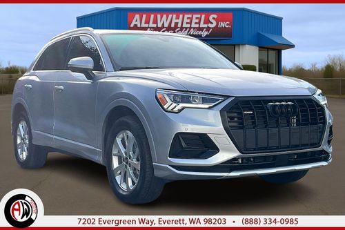 P075065 - 2024 Audi Q3 quattro Premium 40 TFSI