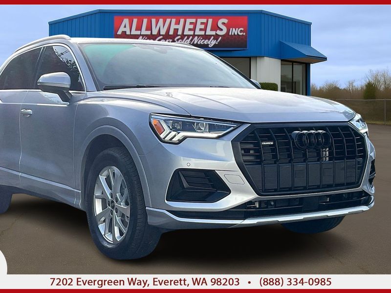 2024 Audi Q3 quattro Premium 40 TFSI Upper Image 1