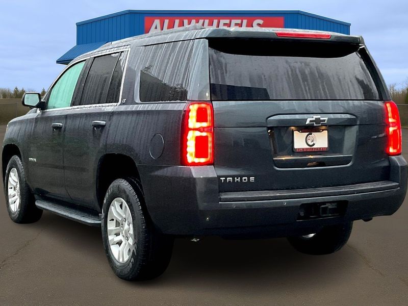 2019 Chevrolet Tahoe LT Upper Image 2