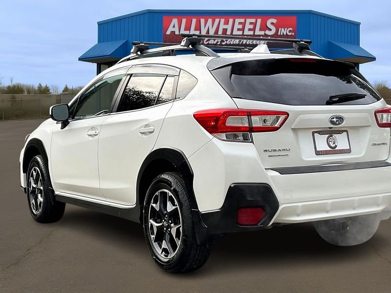2019 Subaru Crosstrek 2.0i Premium Upper Image 2