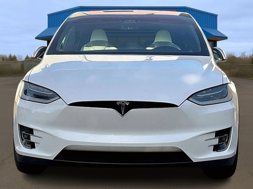 2018 Tesla Model X 75D Lower Image 1