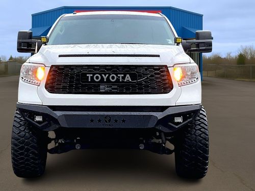 2017 Toyota Tundra SR5 Lower Image 1