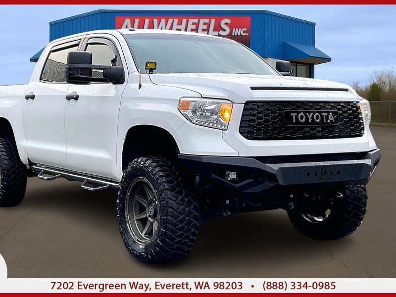 2017 Toyota Tundra SR5 Upper Image 1