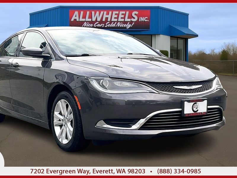 2016 Chrysler 200 Limited Platinum Upper Image 1