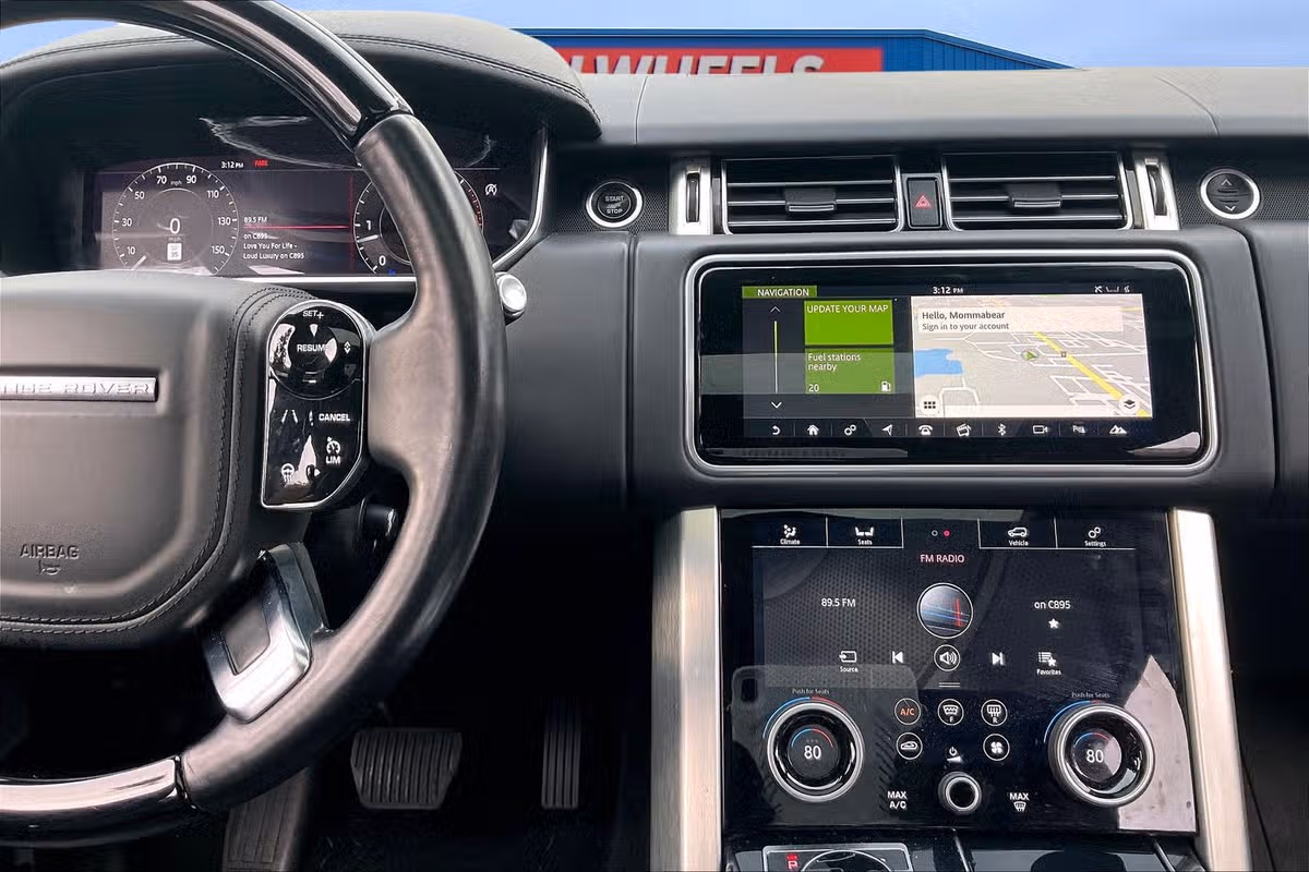 2020 Land Rover Range Rover HSE Td6 Image 6