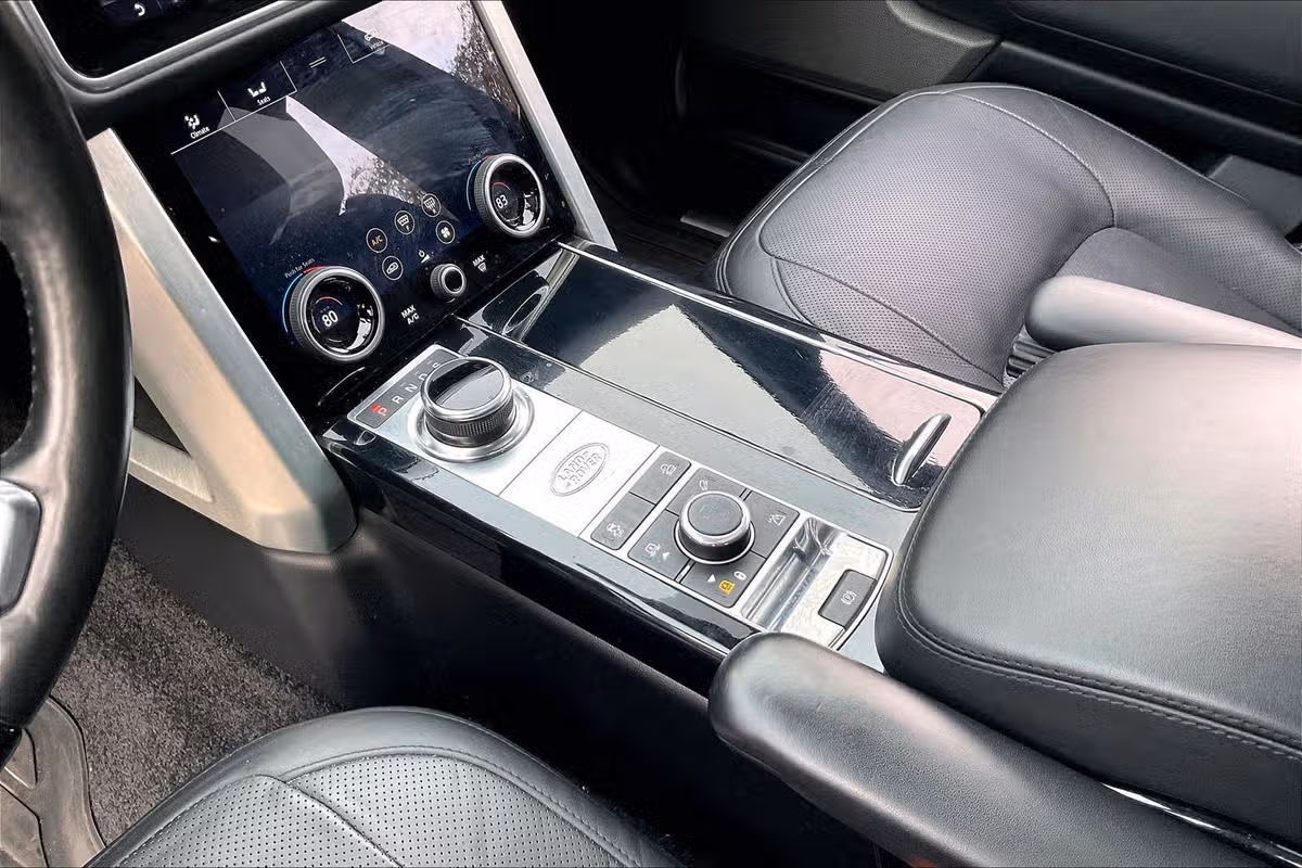 2020 Land Rover Range Rover HSE Td6 Image 13