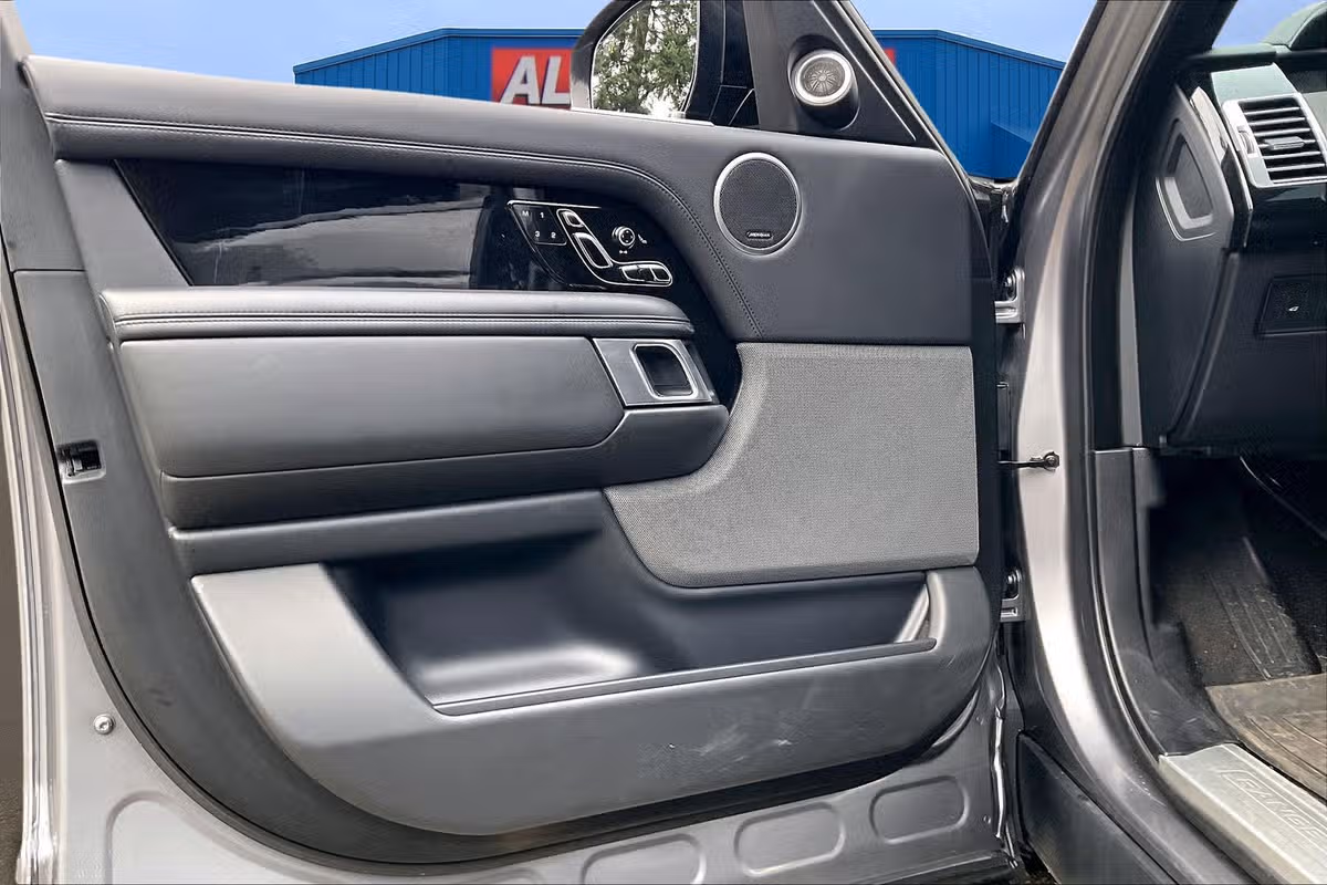 2020 Land Rover Range Rover HSE Td6 Image 21