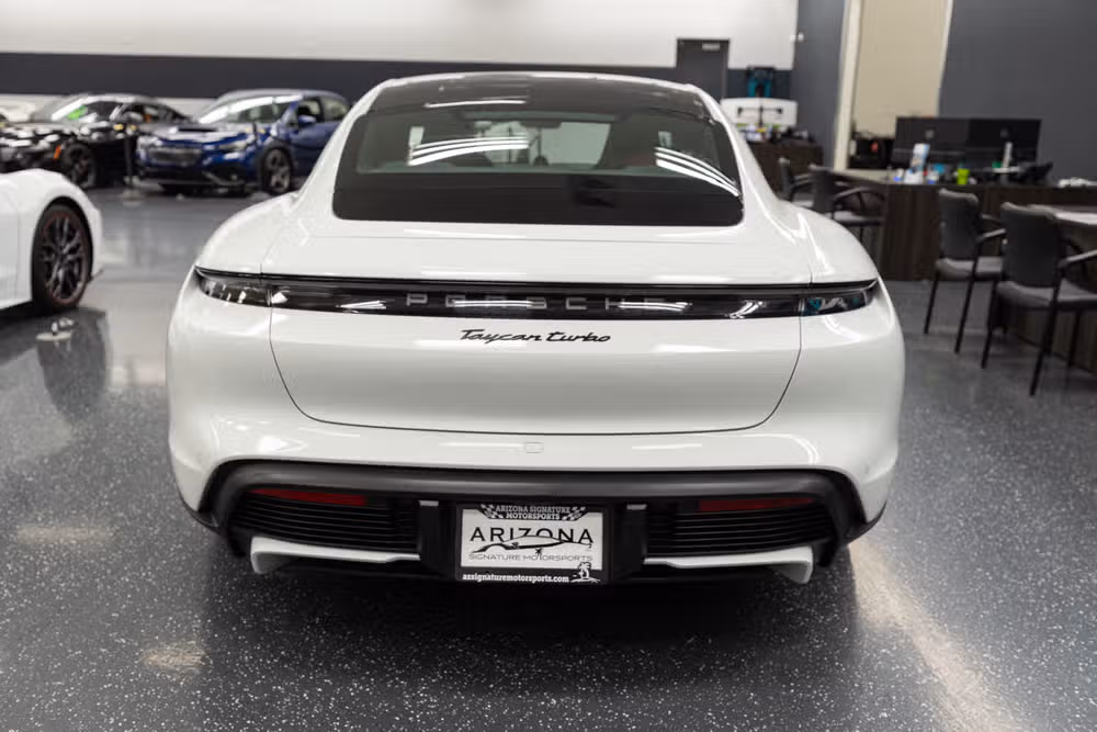 2020 Porsche Taycan Turbo Image 7