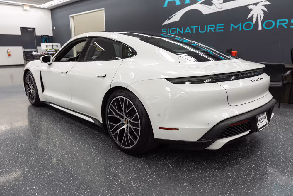 2020 Porsche Taycan Turbo Image 9