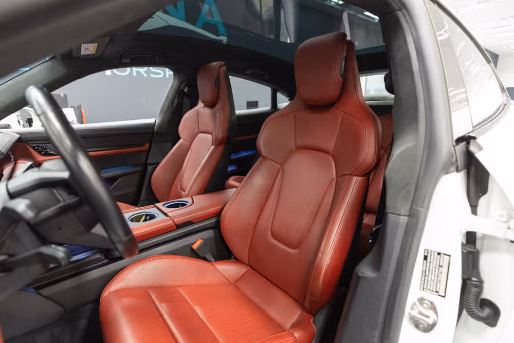 2020 Porsche Taycan Turbo Image 11
