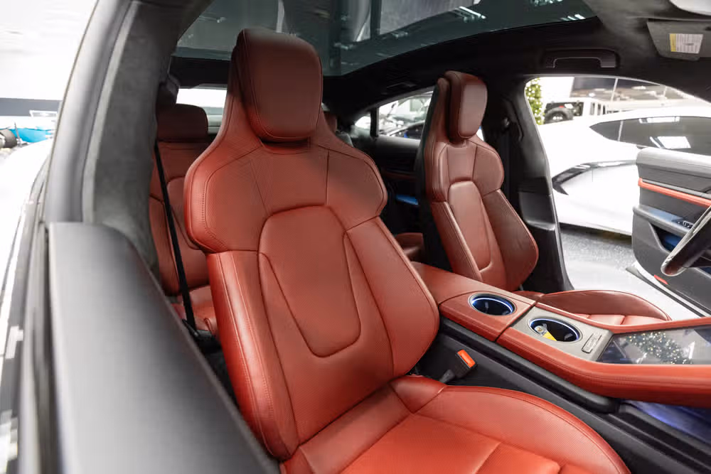2020 Porsche Taycan Turbo Image 15