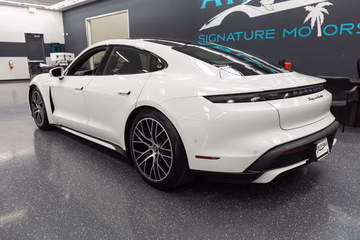 2020 Porsche Taycan Turbo Image 9