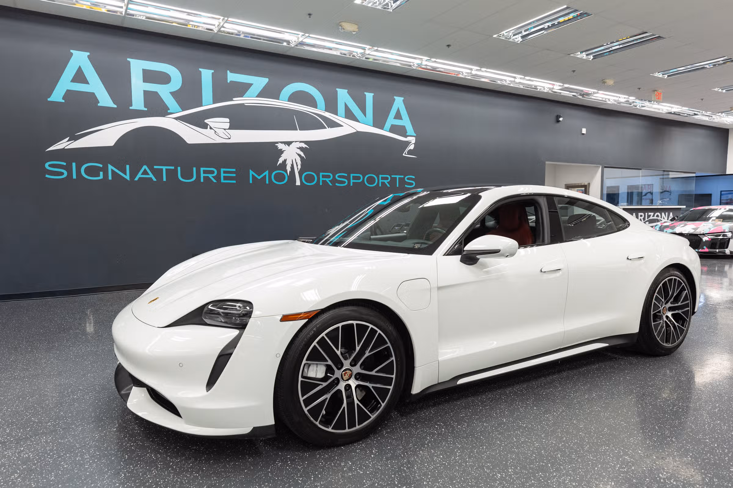 2020 Porsche Taycan Turbo Image 1
