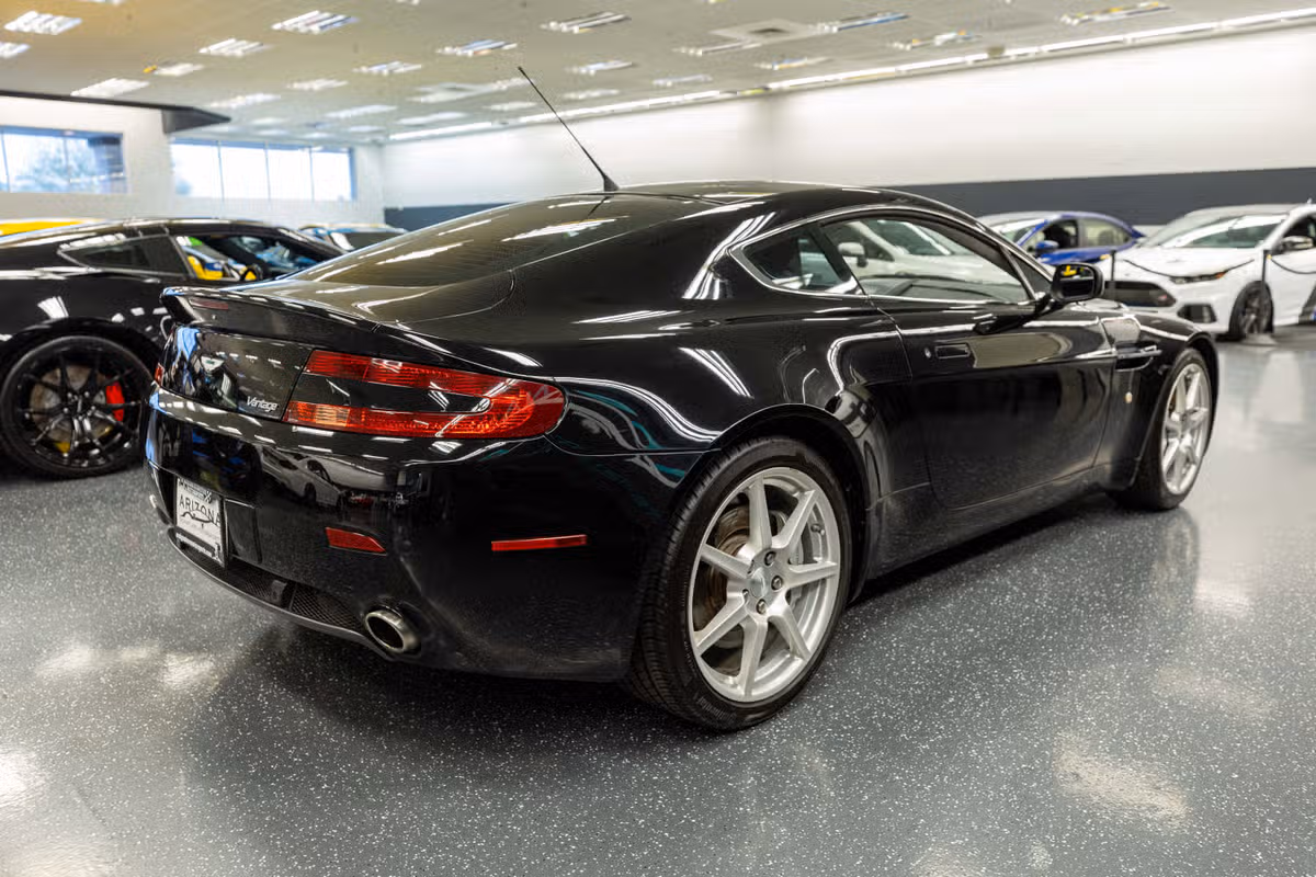 2007 Aston Martin V8 Vantage Base Image 5