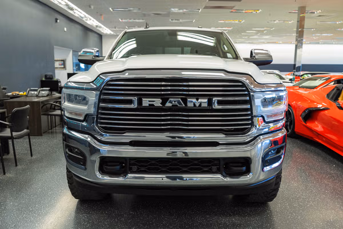 2020 Ram 3500 Laramie Image 3