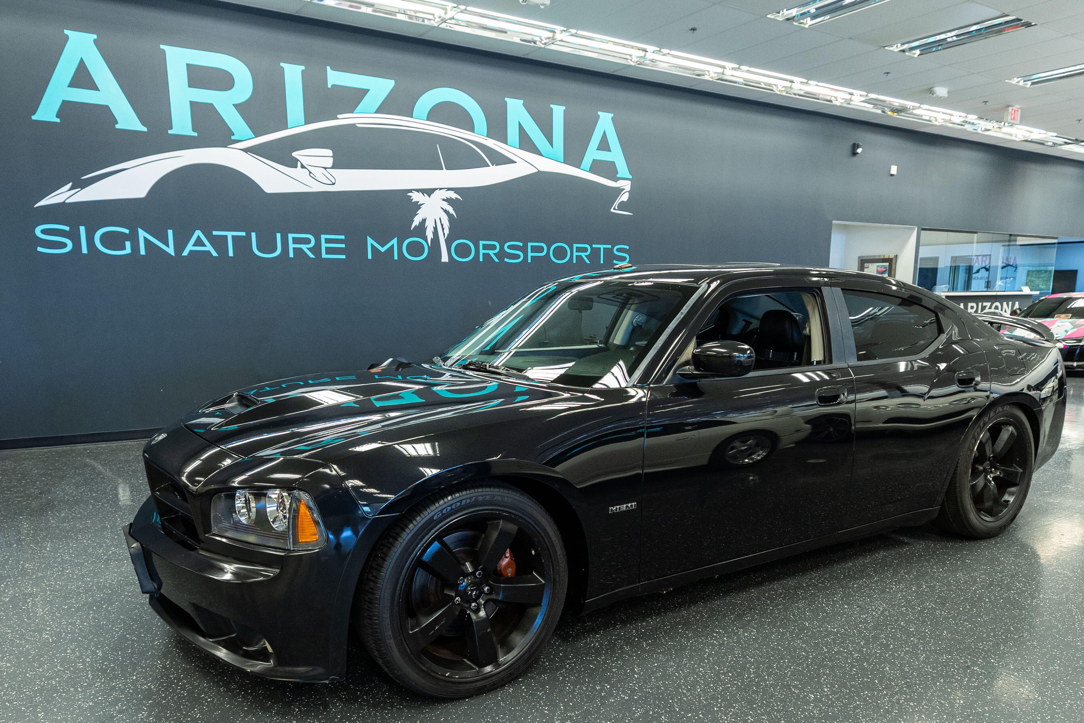 Black 2009 Dodge Charger SRT8 RWD Sedan Rear-Wheel Drive Automatic