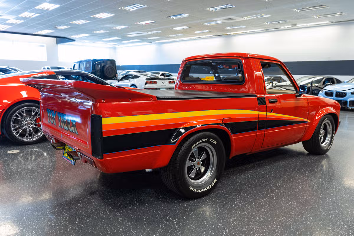 1980 TOYOTA PICKUP 2DR Image 5