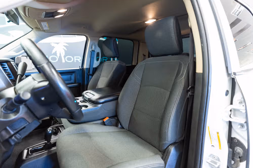2020 Ram 3500 Tradesman Crew Cab Image 11