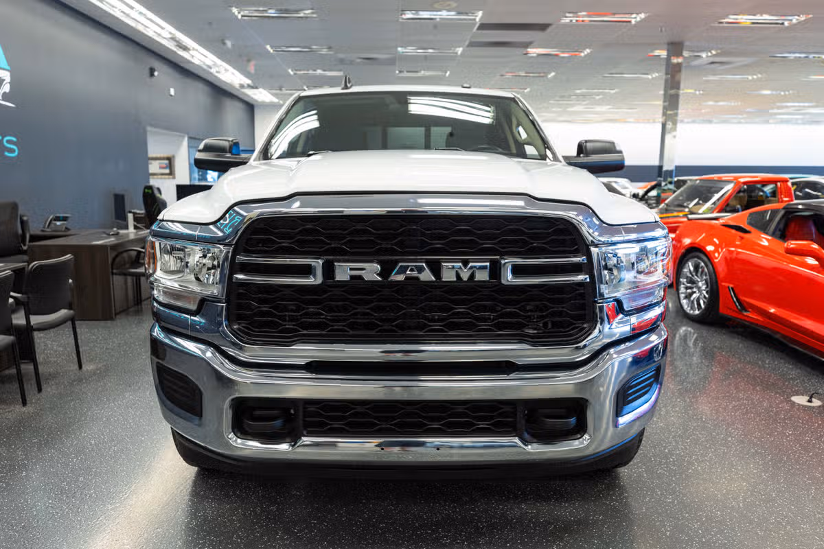 2020 Ram 3500 Tradesman Crew Cab Image 3