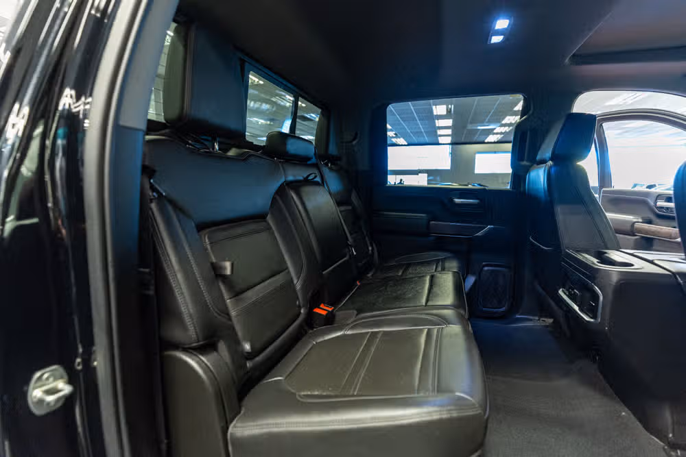 2022 GMC Sierra 3500HD DENALI PICKUP 4D 6 1/2 FT Crew Cab Image 14