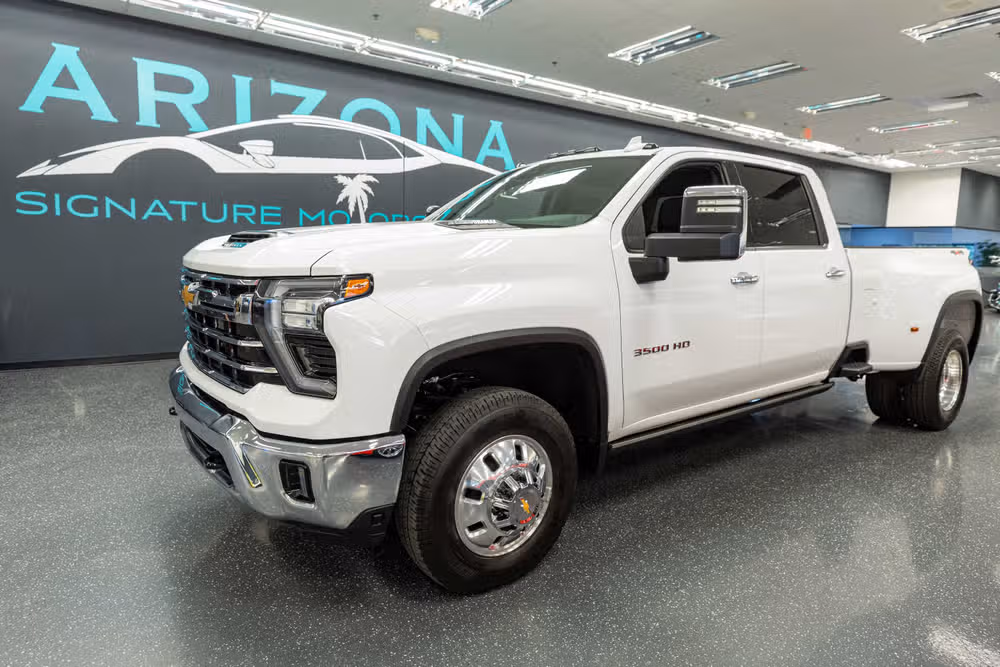 22321 - 2024 Chevrolet Silverado 3500HD LTZ