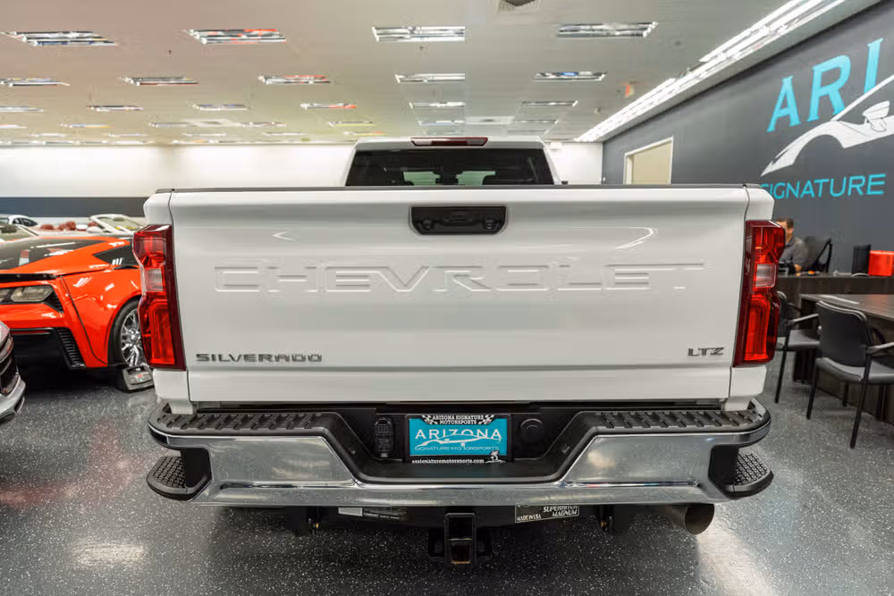 2024 Chevrolet Silverado 3500HD LTZ Image 7