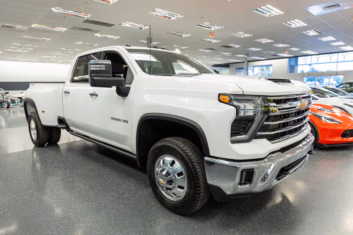 2024 Chevrolet Silverado 3500HD LTZ Image 4