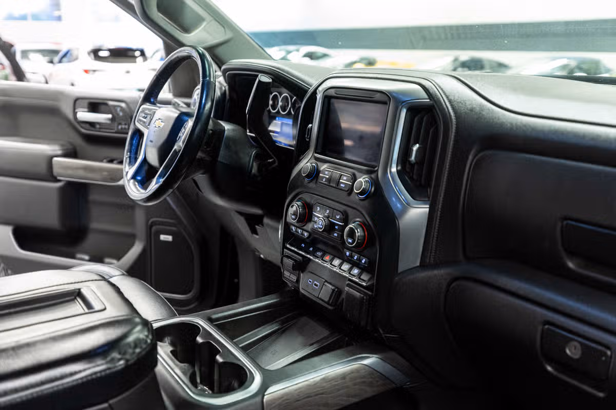 2019 Chevrolet Silverado 1500 LTZ Image 17