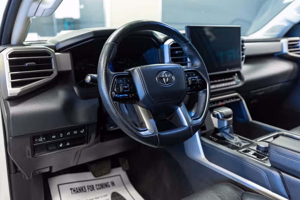 2023 Toyota Tundra Limited CrewMax Image 10