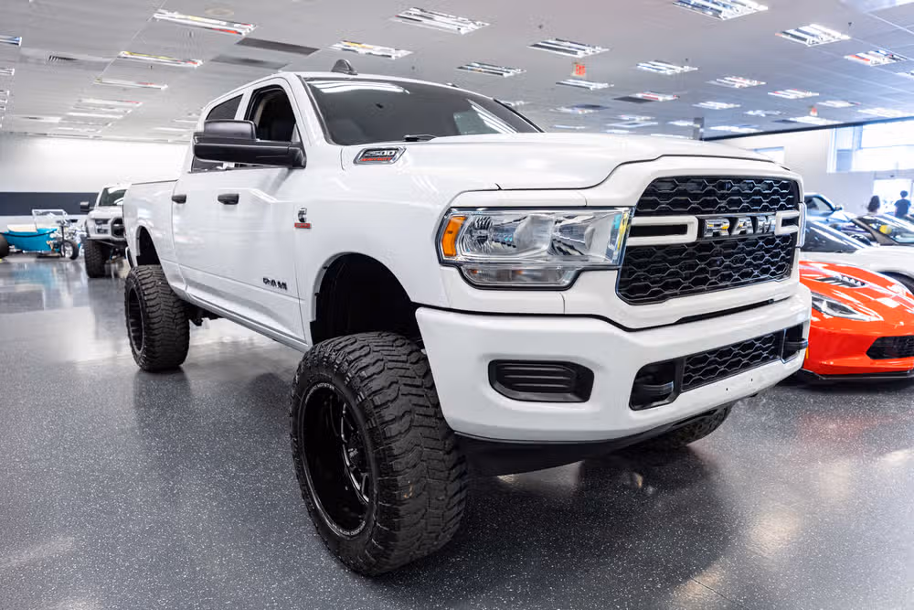 2020 Ram 2500 Tradesman Crew Cab Image 3