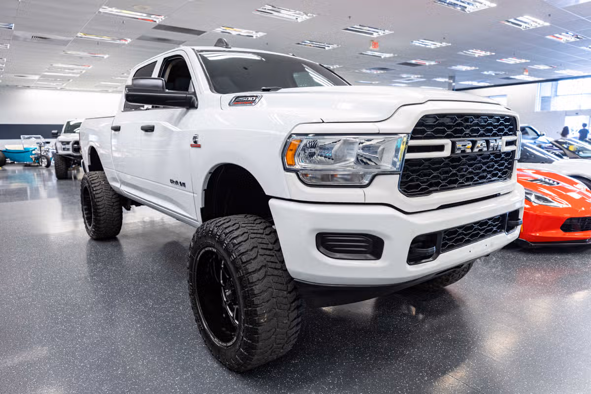 2020 Ram 2500 Tradesman Crew Cab Image 3