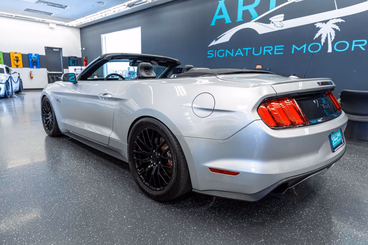 2015 Ford Mustang GT Premium Image 8