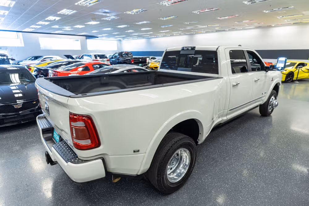 2019 Ram 3500 Limited Crew Cab Image 5
