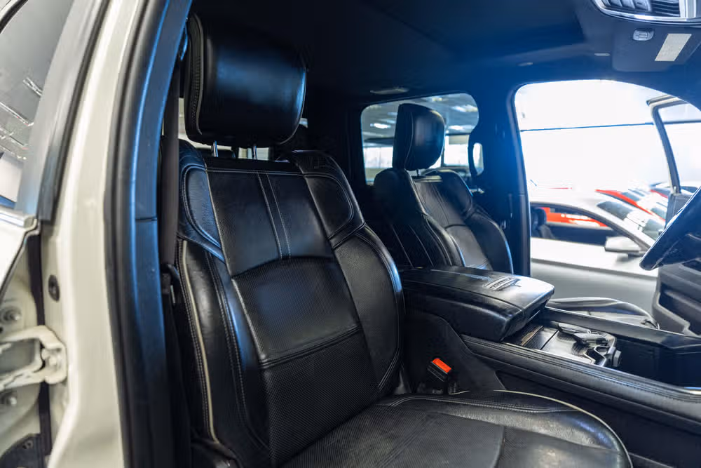 2019 Ram 3500 Limited Crew Cab Image 18