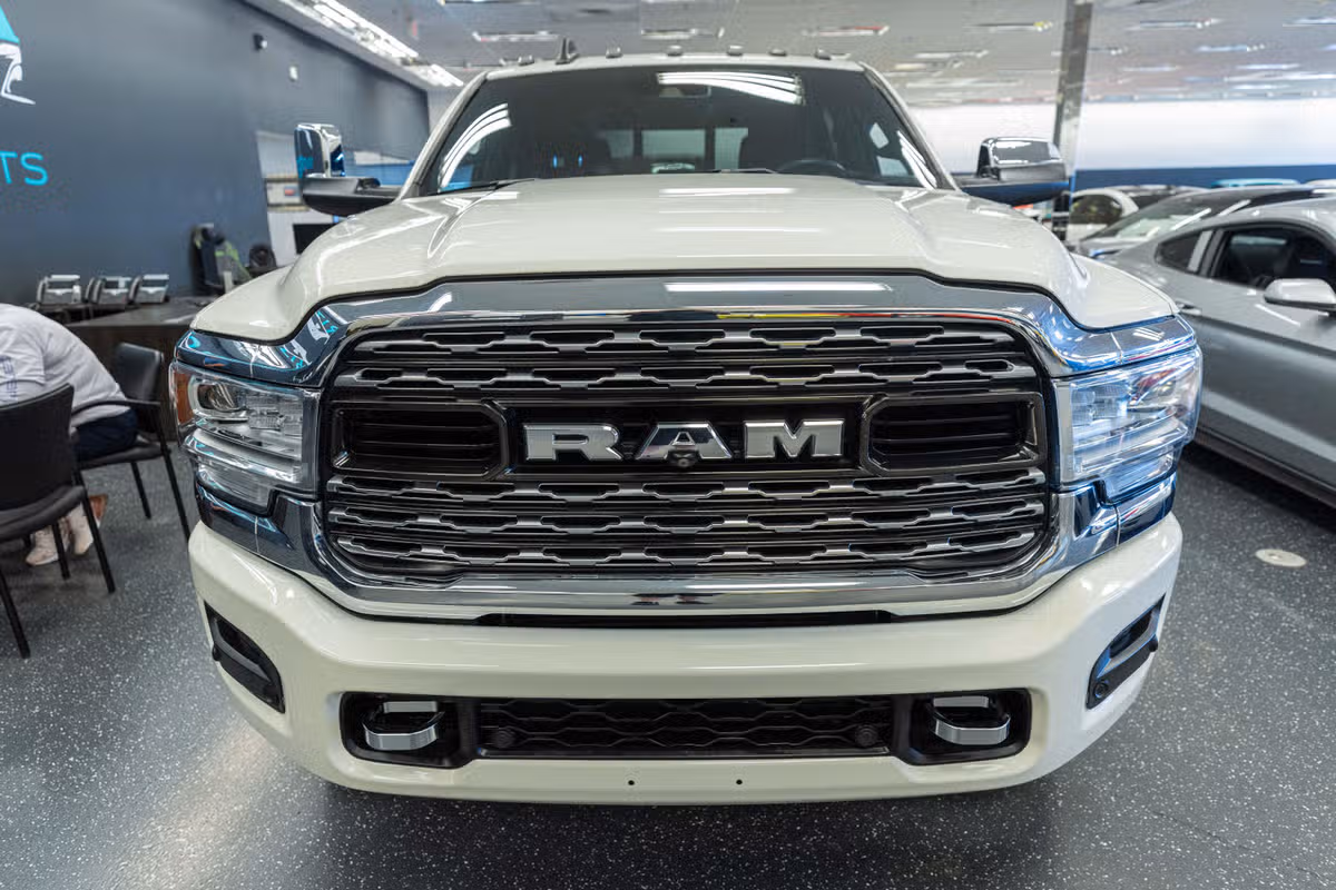 2019 Ram 3500 Limited Crew Cab Image 2
