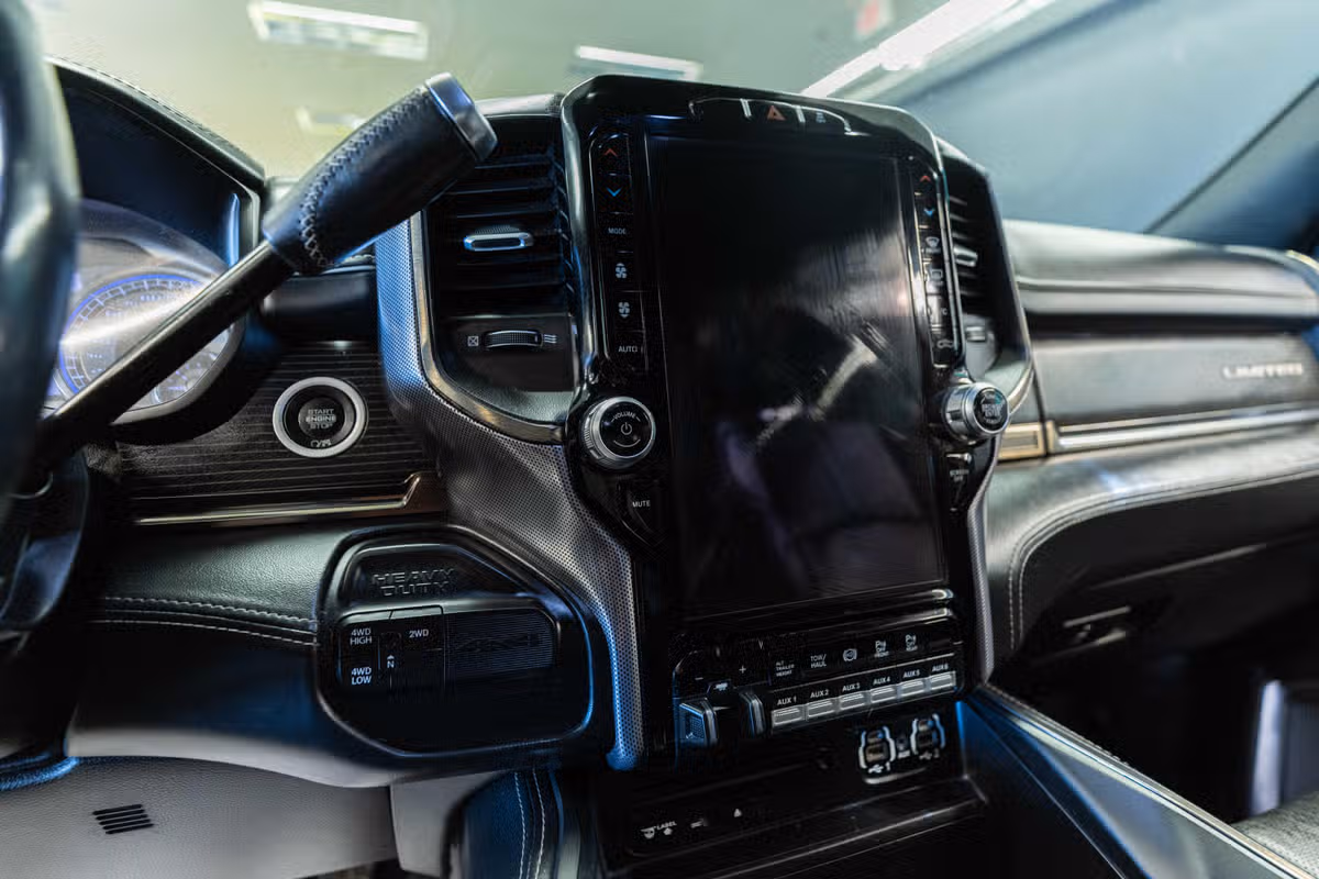 2019 Ram 3500 Limited Crew Cab Image 14