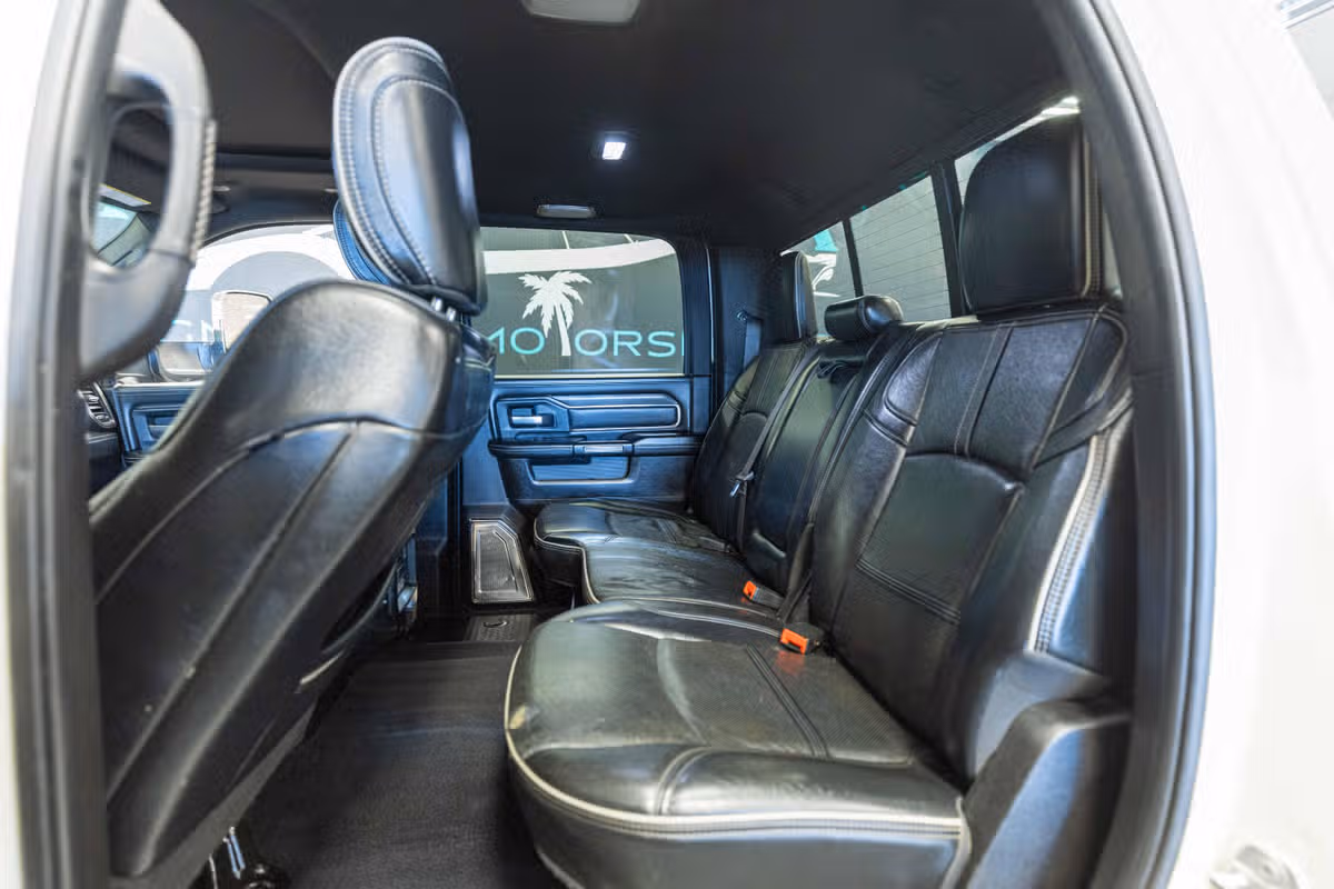 2019 Ram 3500 Limited Crew Cab Image 15