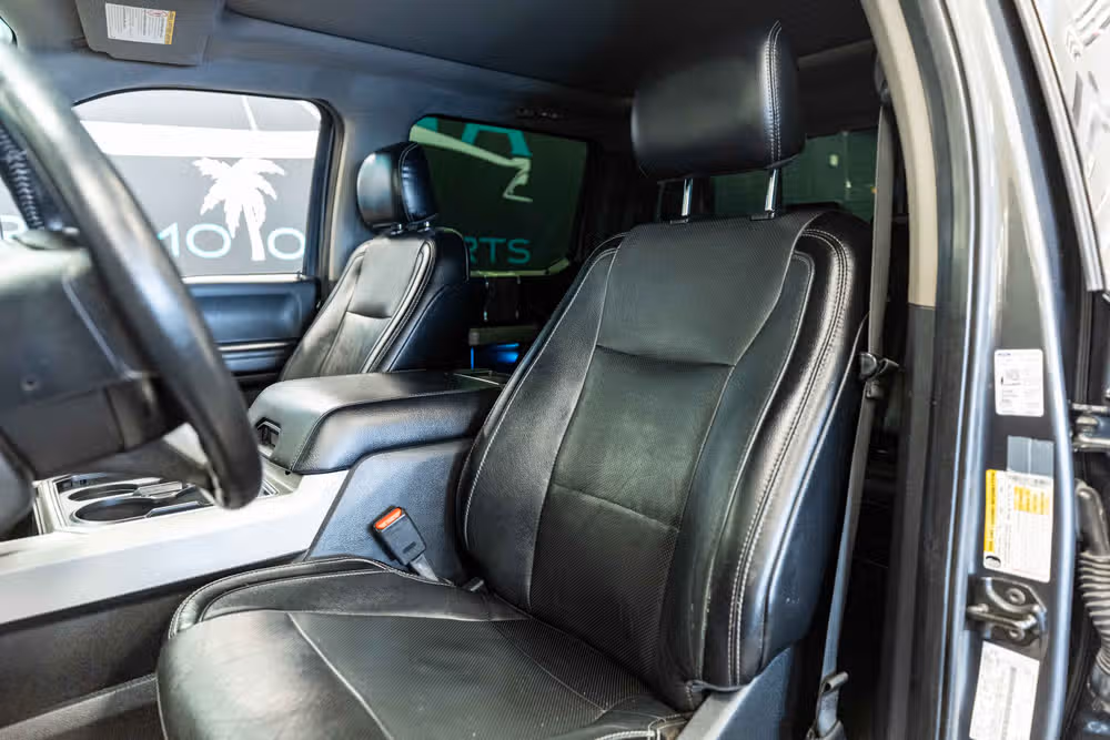 2017 Ford F-250 Super Duty Lariat Image 11