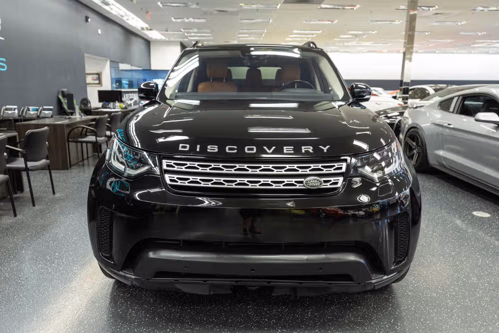 2017 Land Rover Discovery HSE Td6 Image 2