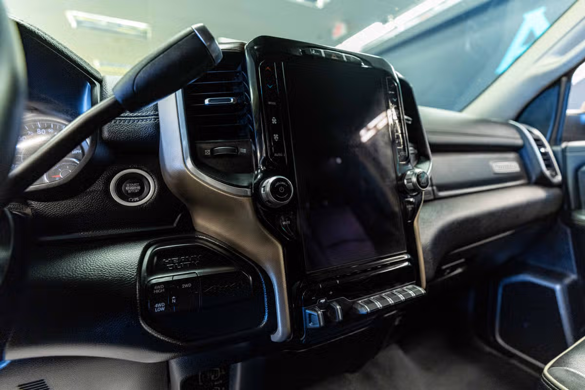 2020 Ram 2500 Laramie Mega Cab Image 12