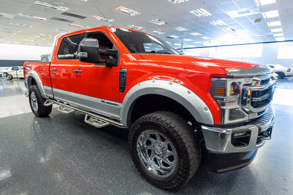 2020 Ford F-350 Super Duty Lariat Image 4