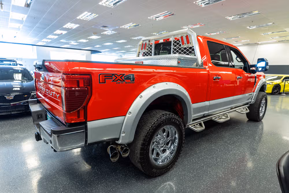 2020 Ford F-350 Super Duty Lariat Image 5