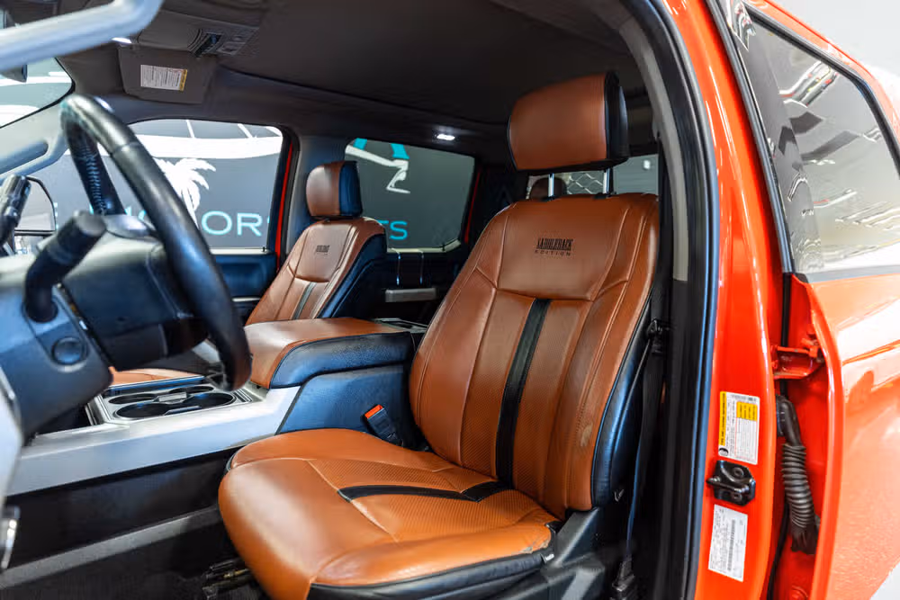2020 Ford F-350 Super Duty Lariat Image 11